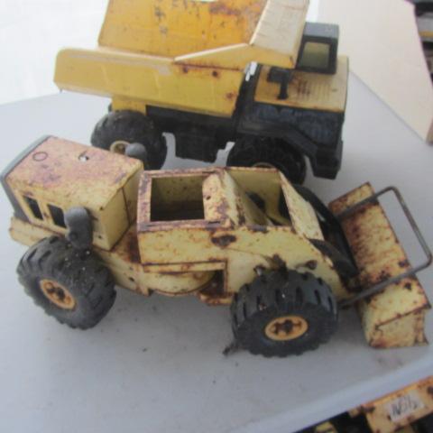 lot 166 image: Tonka Payloader & Dump