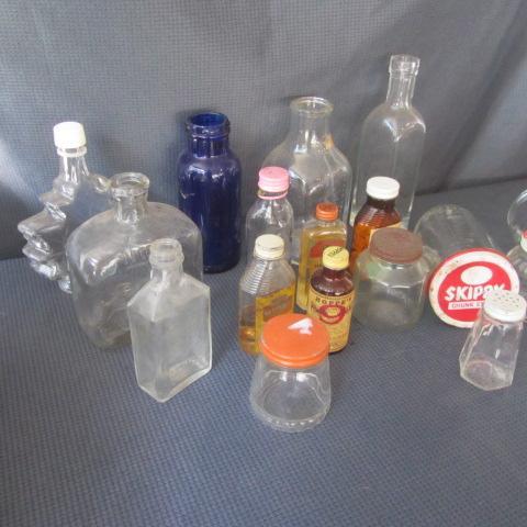 lot 18 image: Vintage Bottles