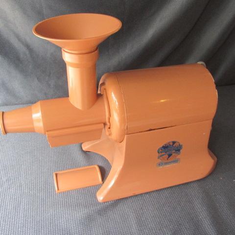lot 211 image: Champion Electric Juicer