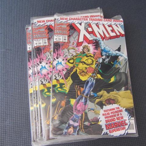 lot 237 image: X-Men Annual 2 Comics