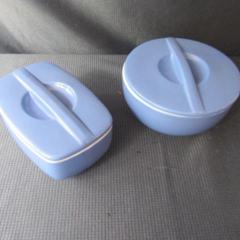 lot 37 image: Hall Refrigerator Dishes