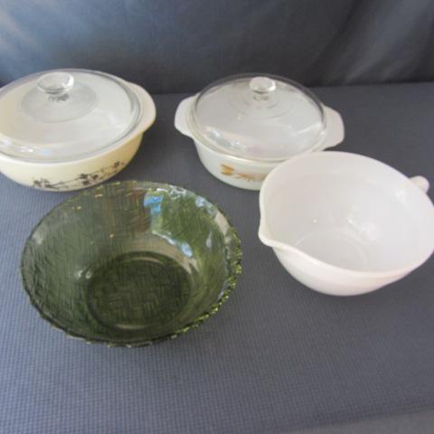 lot 61 image: Pyrex Casserole, Fire King Batter Bowl