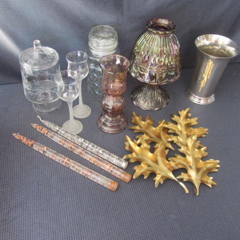 lot 63 image: Fairy Lamp, Candy, Mr. Peanut Jar