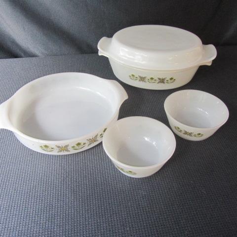 lot 71 image: Fire King Baking Dish