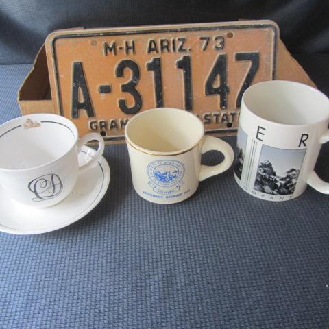lot 97 image: License Plate, Mugs, Dept 56