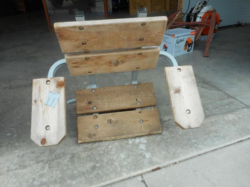 lot 11 image: Dock seat