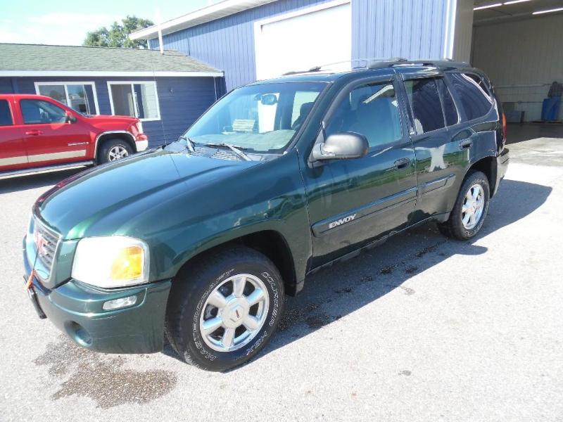 lot 2 image: 2003 GMC Envoy