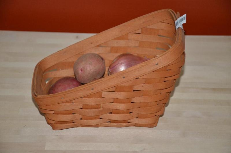 lot 168 image: Longaberger basket 6x10x8"...