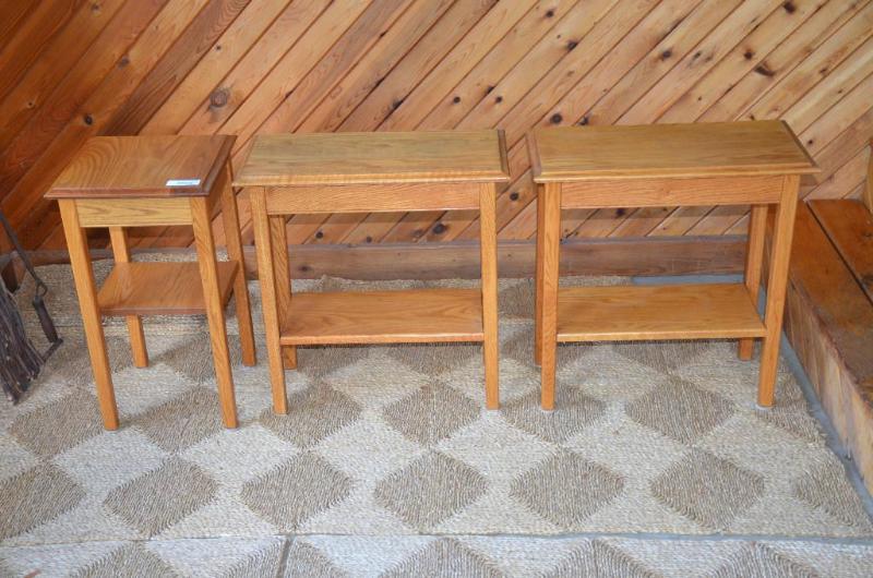 lot 170 image: 3 oak tables. Two tables are  12x23x24. ...