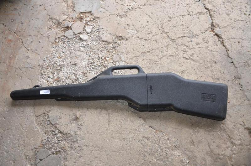 lot 217 image: Kolpin 007 gun boot 56" long...