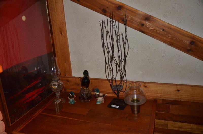 lot 236 image: Decanter glass duck, ceramic ducks, Kerosene ...