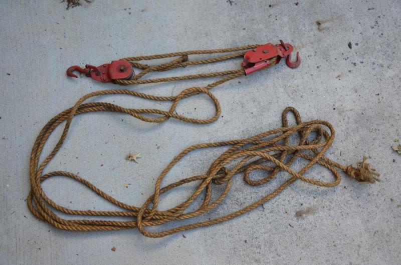 lot 120 image: Block & tackle...