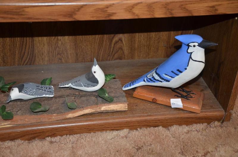 lot 40 image: Hand carved three birds. Hand made by local a...