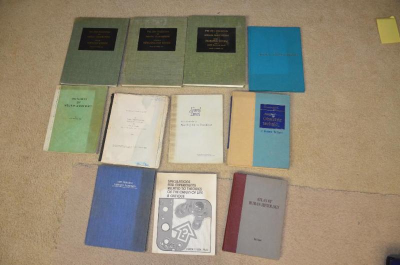 lot 83 image: 1950s Medical Text books - The CBI Collectio...