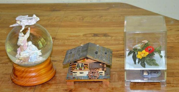 lot 98 image: Three music boxes - manger scene, flowers &am...