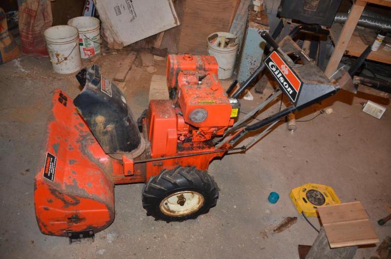 lot 9A image: Gilson snow blower model 55324B 48159 electri...