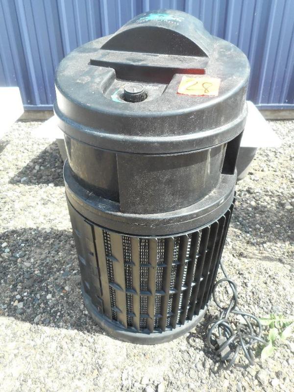 Room air cleaner