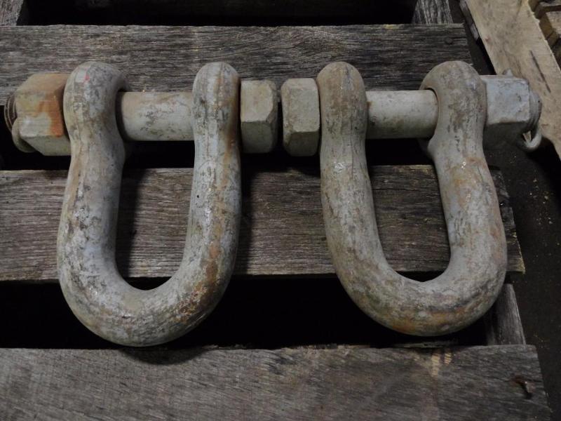 lot 199 image: (2) Clevis, 2-34" Between Bolt Threads...