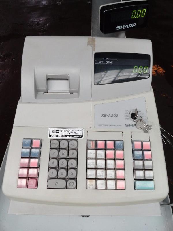 lot 216 image: Sharp XE-A202 Cash Register with Drawer...