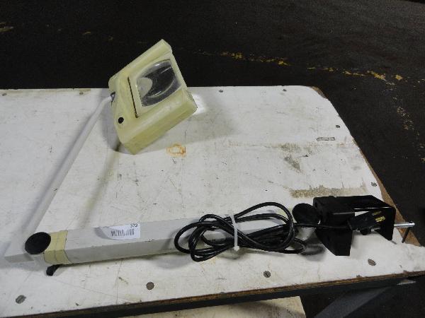 lot 373 image: Waldmann Lighting Omnivue SNL-319 3-Bulb Benc...