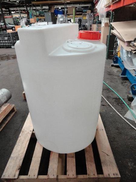 lot 379 image: NEW 100 Gallon Poly Tank, Approximate 32"...