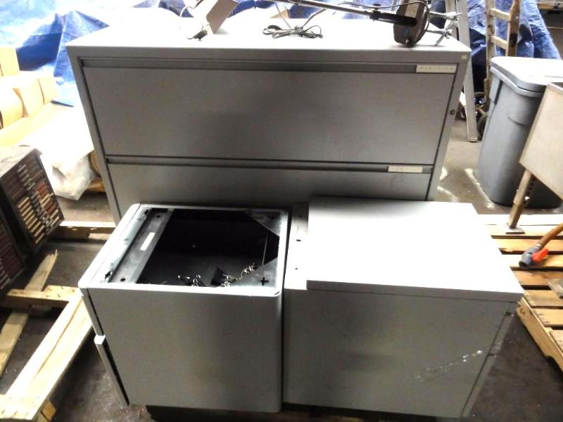 lot 434 image: Meridian Cabinet 3 Drawers  Measure 20&q...