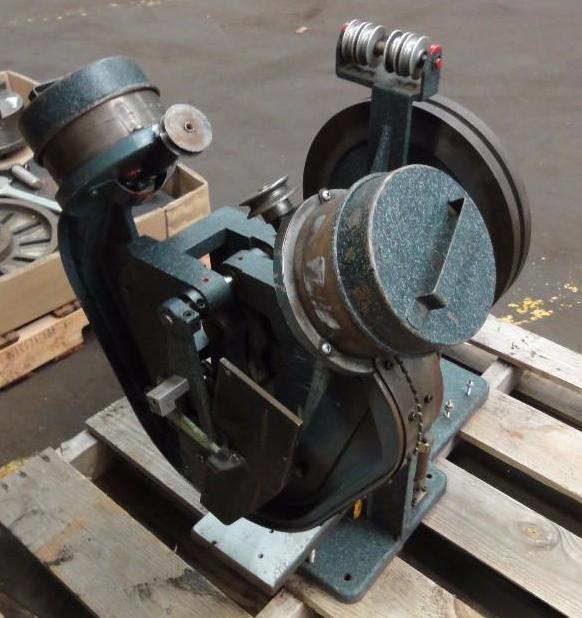 lot 479 image: USM Corp Riveter, Model WT-SE36, Serial 1786,...