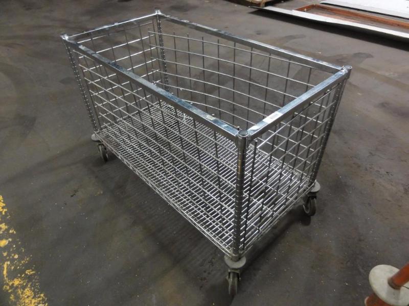 lot 492 image: Steel Bin on casters...