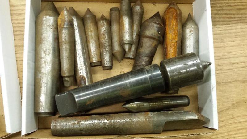 lot 90 image: Lot of Assorted Live and Dead Centers...