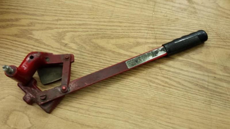 lot 97 image: Tri Lite&nbspDrum De-Header...