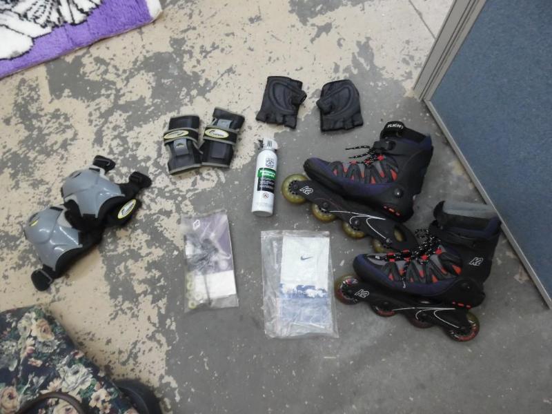 lot 7 image: K2 Roller Blades