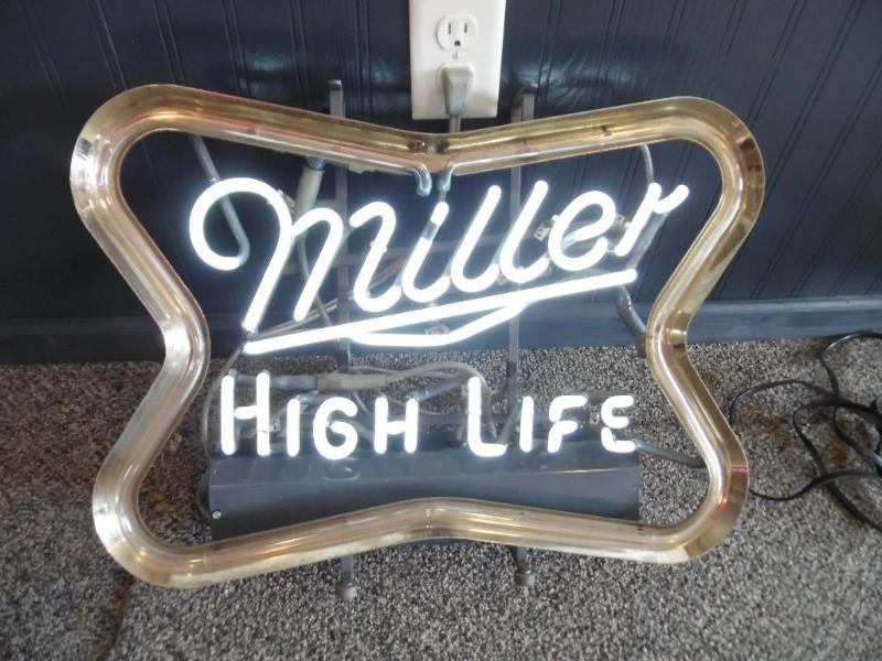 Neon Bar Sign