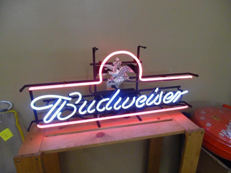 Neon Bar Sign