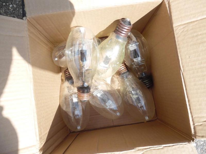 Halogen Vapor Bulbs