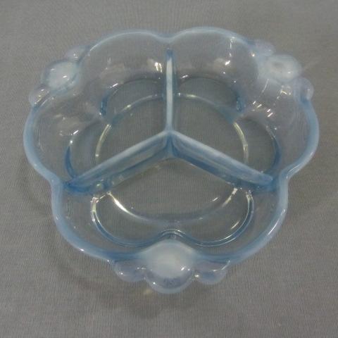 Opalescent Divided Dish