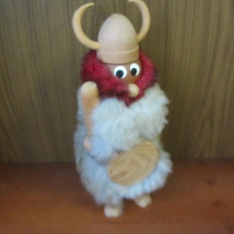 Wooden 15 Troll