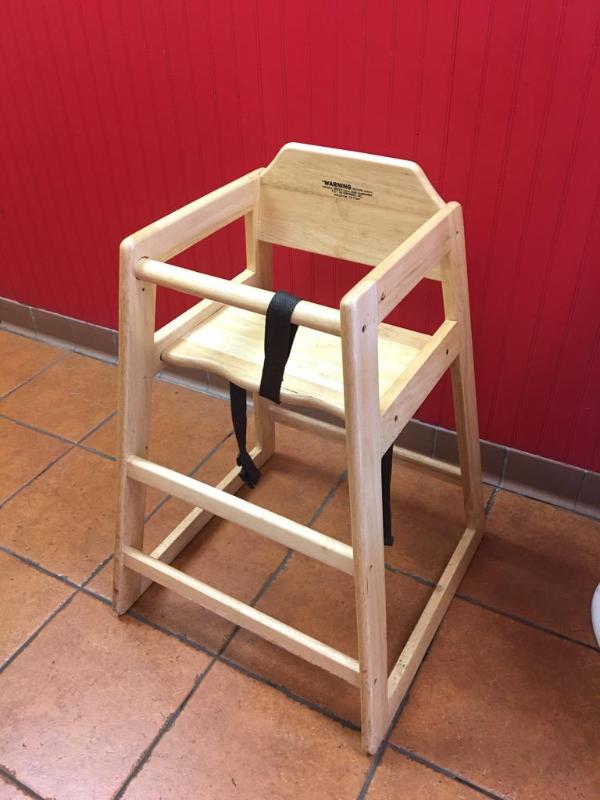 lot 319 image: Baby high chair 19.5&quotx19.5&quotx29"...