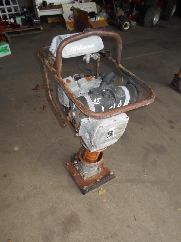 lot 8 image: Mikasa Multiquip MT-65H Tamper. NO RESERVE