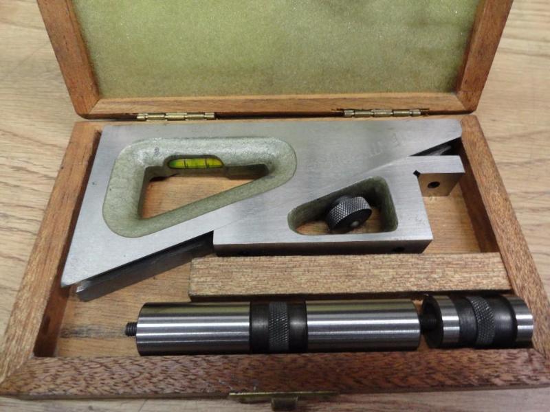 Helico&nbspAdjustable Square...