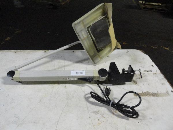 Waldmann Lighting Omnivue SNL-319 3-Bulb Benc...