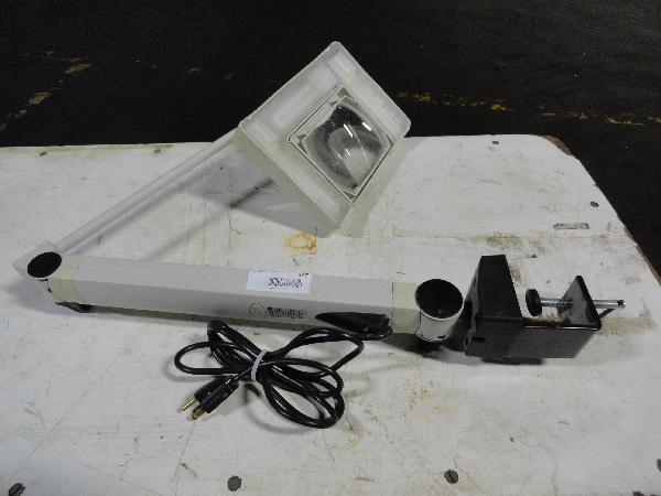 Waldmann Lighting Omnivue SNL-319 3-Bulb Benc...