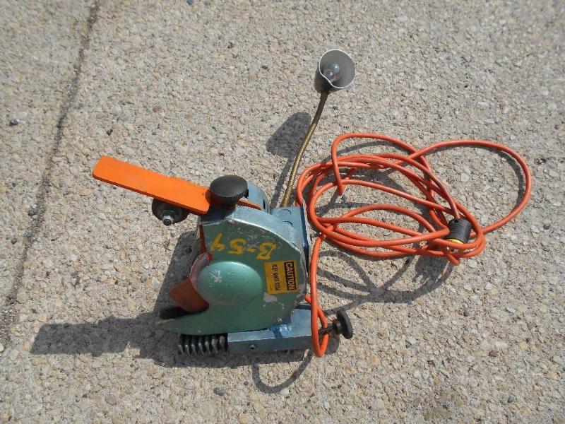 Silvey Precision Chainsaw Sharpener and Stand. Forklift, Scissorlift