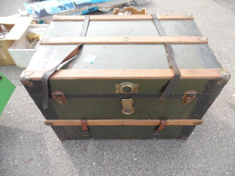 Steamer trunk