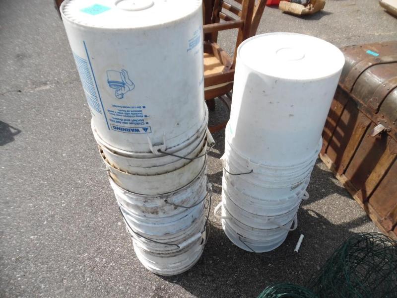 5-gallon buckets