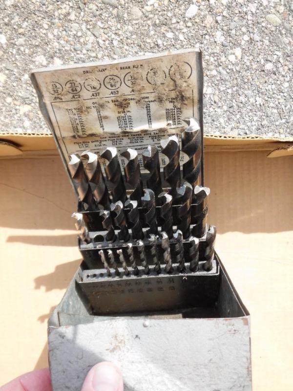 Drill bit set