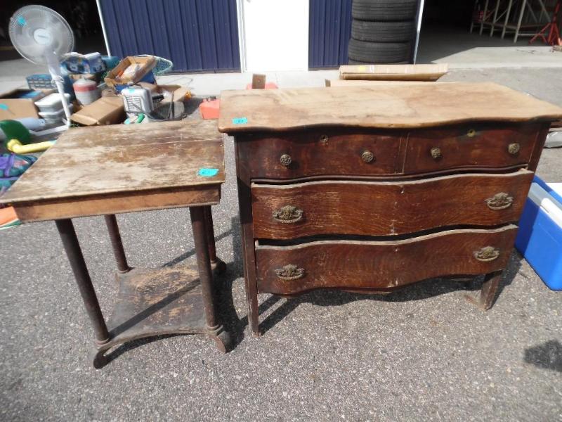 Vintage dresser and table
