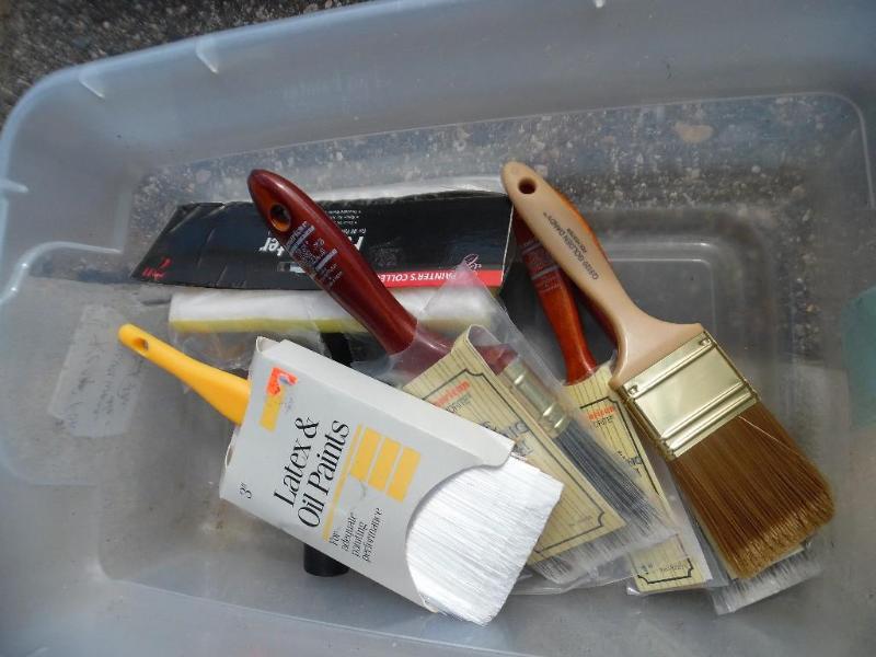 Paint brushes