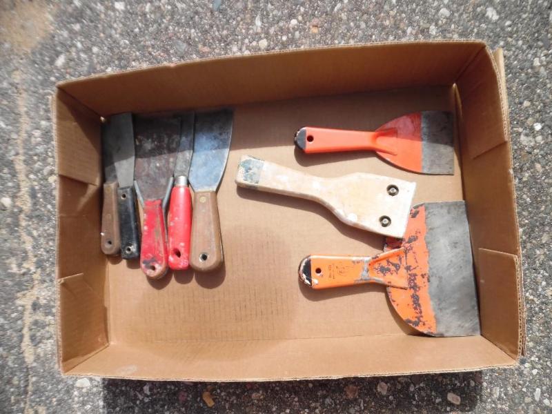 Utility knives