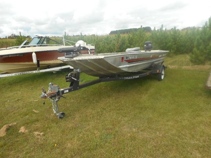 1990 Bass Tracker We Sell Your Stuff Inc Auction 204