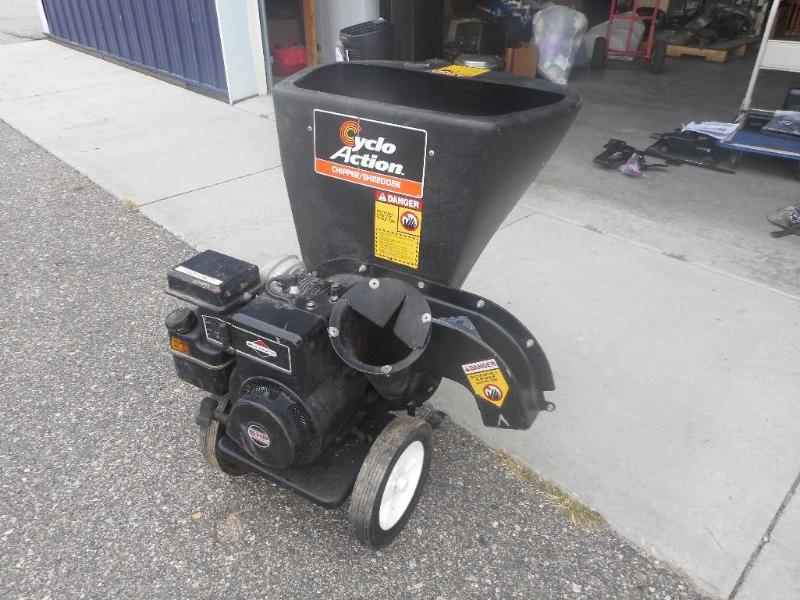 Cyclo Action Wood Chipper
